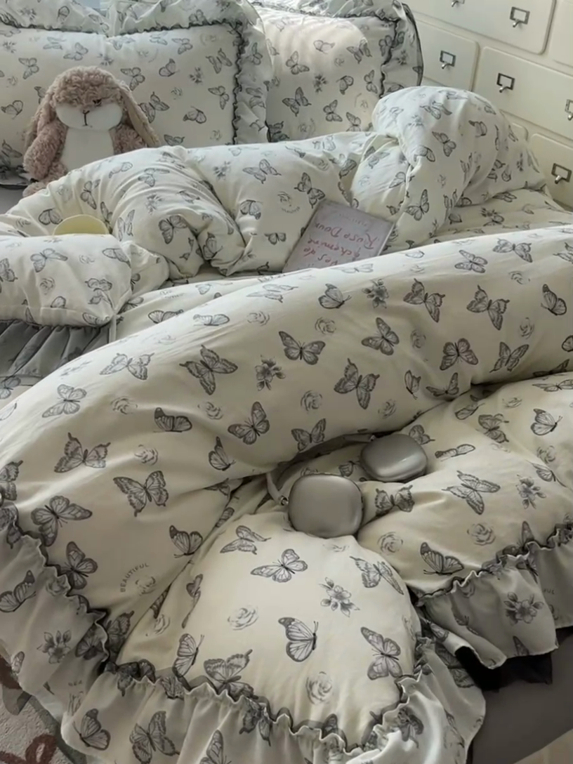 91家纺网 家纺一手货源 找家纺 眠帛家居 2025新款A类法式皱皱纱小清新蕾丝花边四件套 蝶舞