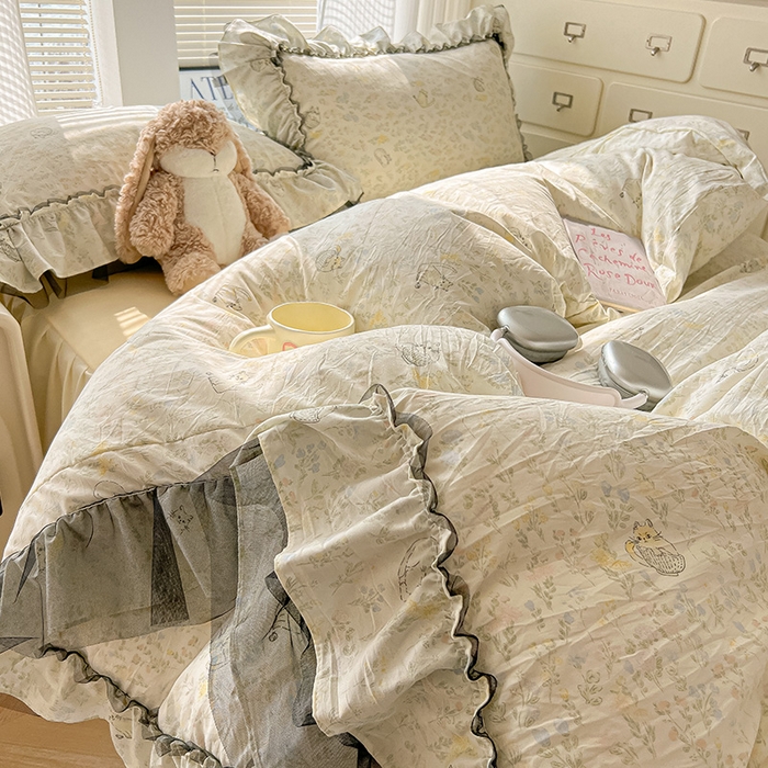 91家纺网 家纺一手货源 找家纺 眠帛家居 2025新款A类法式皱皱纱小清新蕾丝花边四件套 温馨