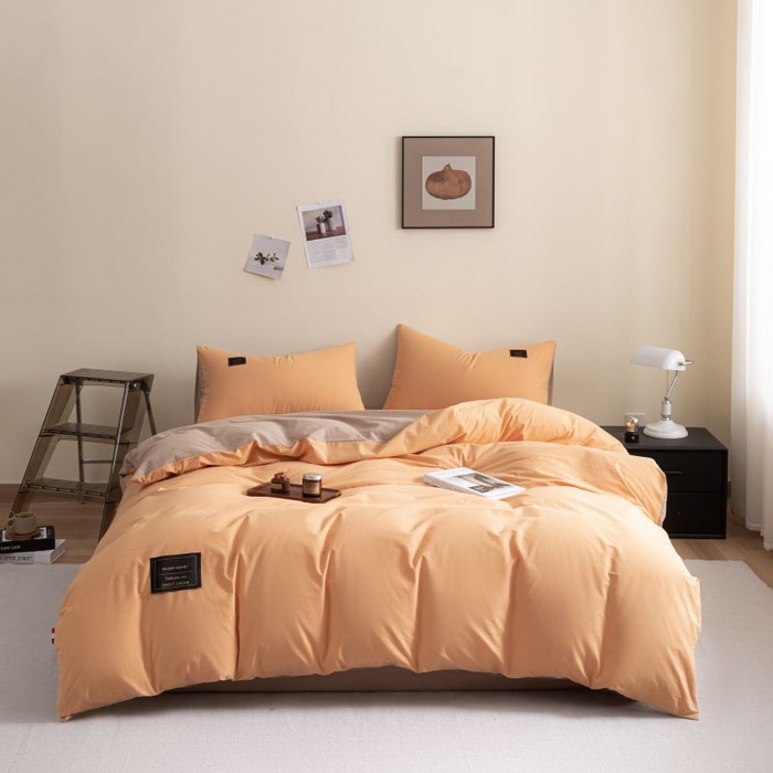91家纺网 家纺一手货源 找家纺 恋之语 2025新款90克纯色双拼单被套 奶油橙+卡其灰
