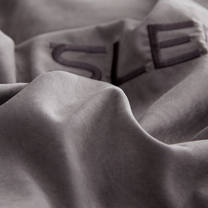 91家纺网 家纺一手货源 找家纺 恋之语 2025新款110克麻绳双拼刺绣单被套 深灰+浅灰