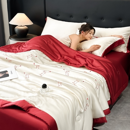 满羽家纺 2025新款凉感冰丝夏被夏凉被空调被四件套 兔子追爱-奶白红