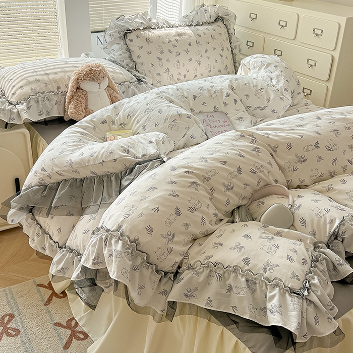 91家纺网 家纺一手货源 找家纺 眠帛家居 2025新款A类法式皱皱纱小清新蕾丝花边四件套 阿狸