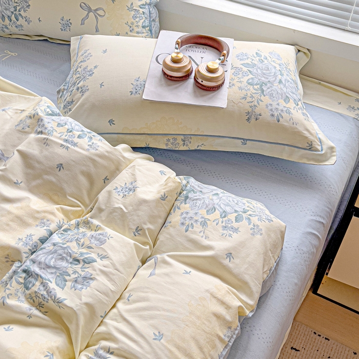 91家纺网 家纺一手货源 找家纺 暖芯优选 2025新款全棉纯棉一字绣四件套系列 花影轻颜