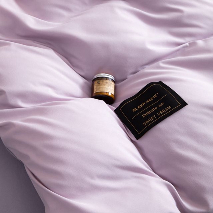 91家纺网 家纺一手货源 找家纺 恋之语 2025新款90克纯色双拼单被套 香芋紫+罗兰紫