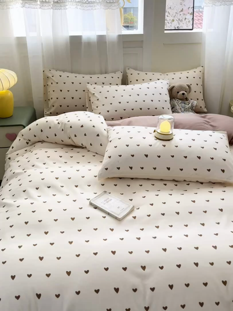 91家纺网 家纺一手货源 找家纺 丝芙妮家居2025新款水洗针织棉双层纱印花四件套 甜心