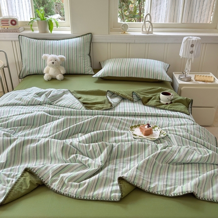 91家纺网 家纺一手货源 找家纺 莱登卡奴 2025新款A类全棉色织水洗棉大豆夏被四件套系列 色织夏被-里恩绿
