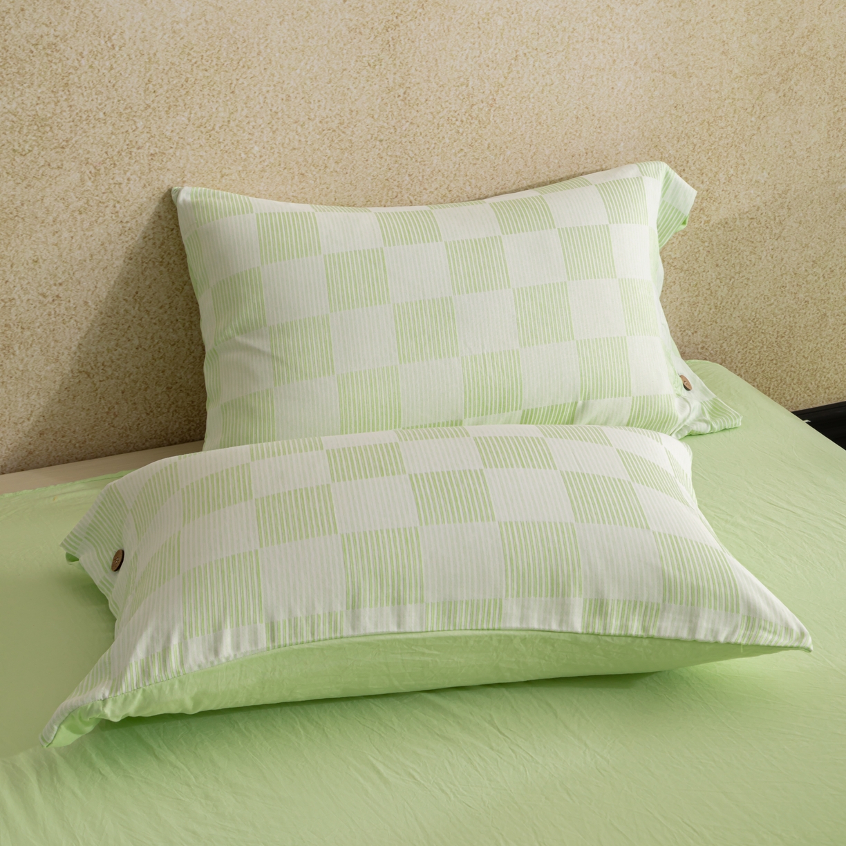 91家纺网 家纺一手货源 找家纺 恋之语 2025新款亲肤舒适提花纽扣款四件套 格律时尚-浅绿