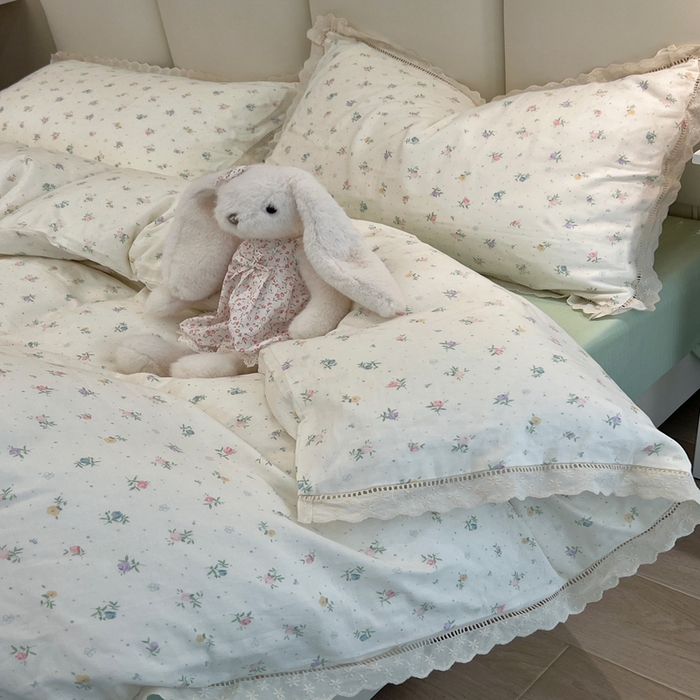 91家纺网 家纺一手货源 找家纺 荣轩2025新款全棉双层纱镂空花边工艺款四件套（铺床版）白桃花茶