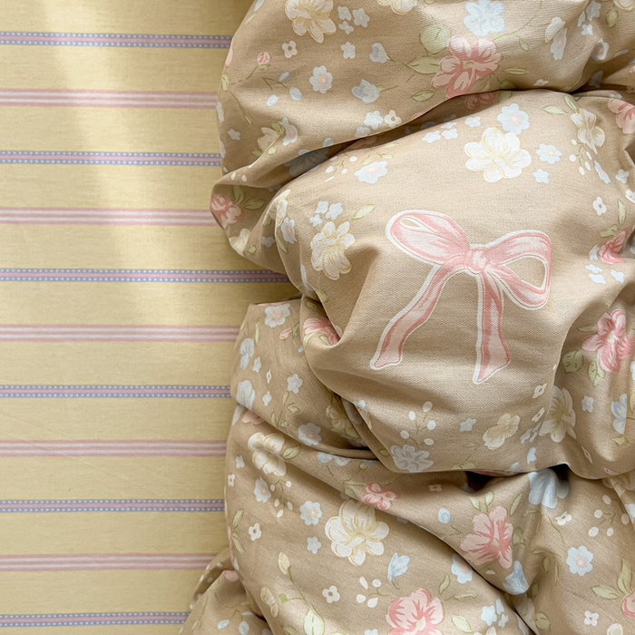 91家纺网 家纺一手货源 找家纺 暖芯优选 2025新款全棉纯棉一字绣四件套系列 春野星漫