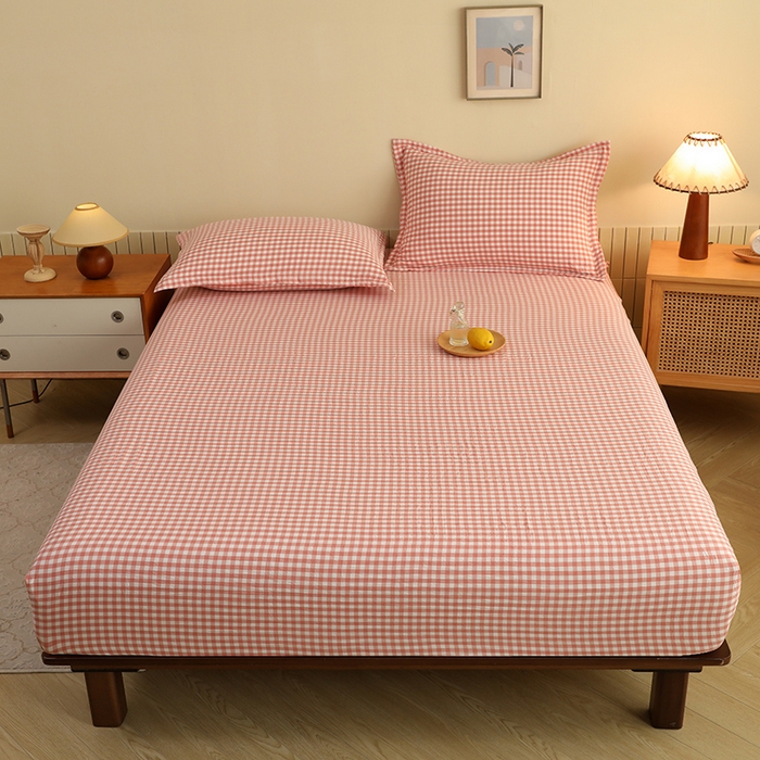 91家纺网 家纺一手货源 找家纺 绒多多 2025新款简约水洗棉色织床笠 粉玉小格