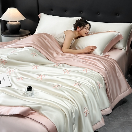 满羽家纺 2025新款凉感冰丝夏被夏凉被空调被四件套 蝴蝶结-奶白粉