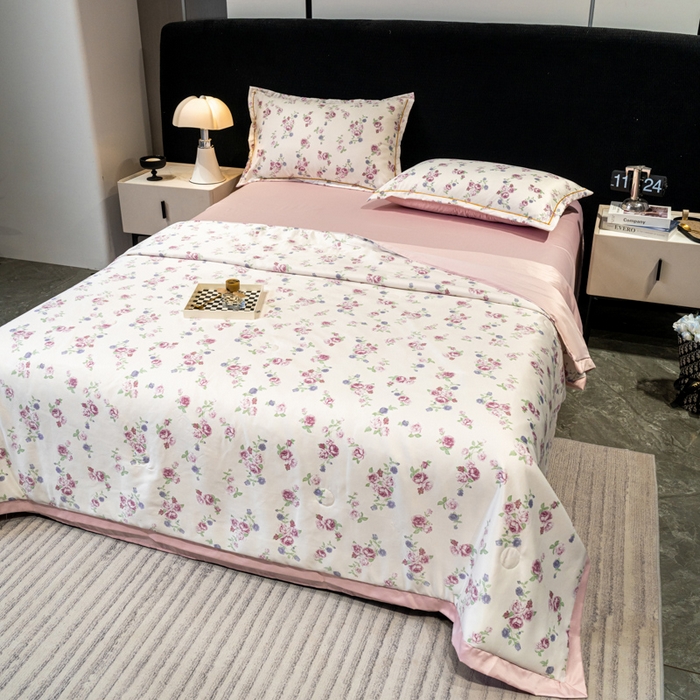 91家纺网 家纺一手货源 找家纺 归属2025新款水洗真丝夏被四件套空调被夏凉被 花期