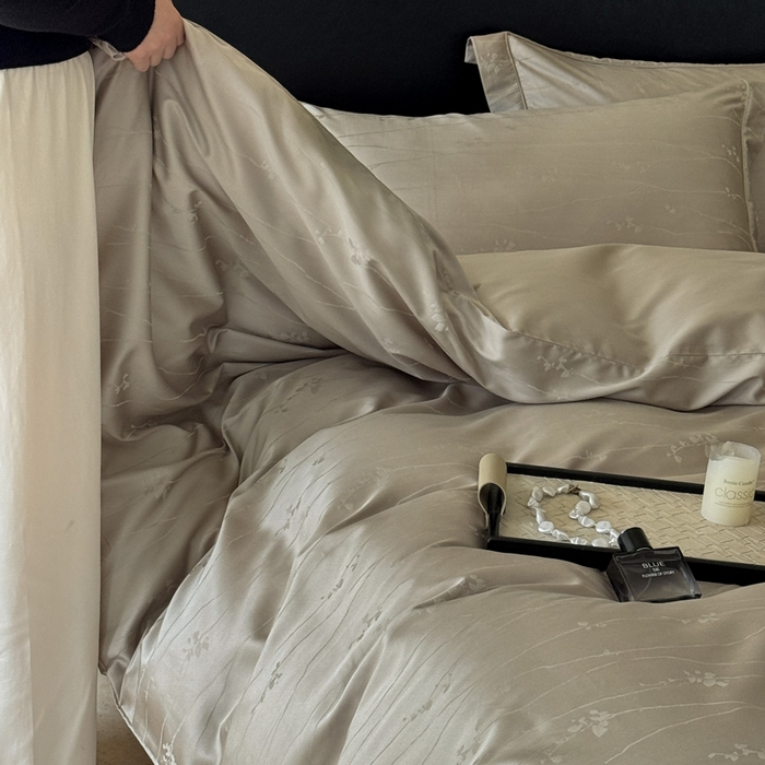 91家纺网 家纺一手货源 找家纺 莱豫家纺 2025新款天丝棉提花四件套 米洛灰金