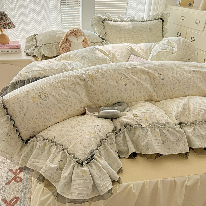 91家纺网 家纺一手货源 找家纺 眠帛家居 2025新款A类法式皱皱纱小清新蕾丝花边四件套 温馨