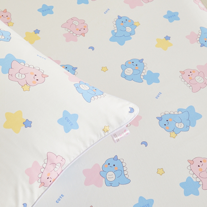 91家纺网 家纺一手货源 找家纺 ds生活馆 2025新款儿童纯棉精梳棉系列单床笠 星星恐龙白