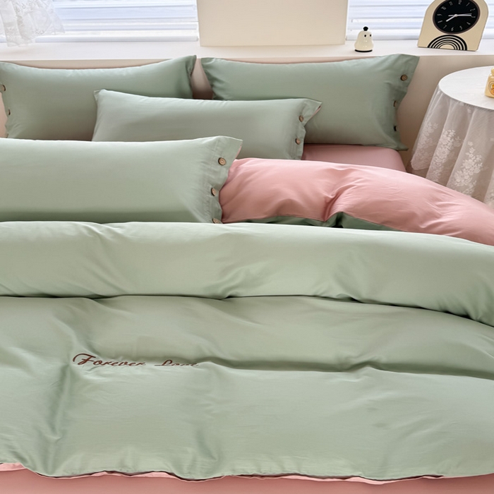 91家纺网 家纺一手货源 找家纺 艾迪尚家纺 2025新款A类纯色双拼长绒棉纯棉刺绣系列单品被套 被套单件（有单品 可定制） 淡绿粉韵