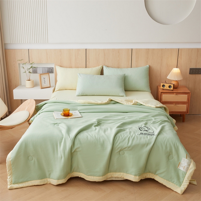 91家纺网 家纺一手货源 找家纺 爱屋及屋 2025新款纯色撞色100%棉花填充夏被夏凉被空调被夏季可机洗薄被子被芯 米黄+果绿