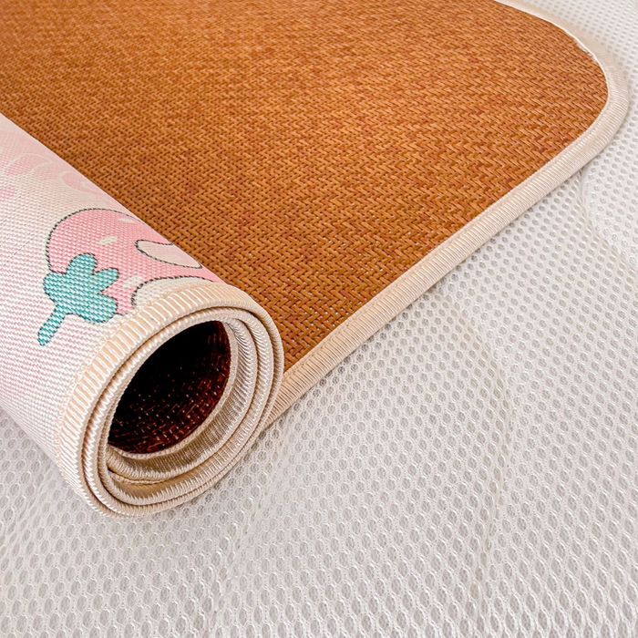 91家纺网 家纺一手货源 找家纺 富馨莱 2025新款幼儿园古藤席冰丝席双面可用儿童凉席双面凉感 糖果兔