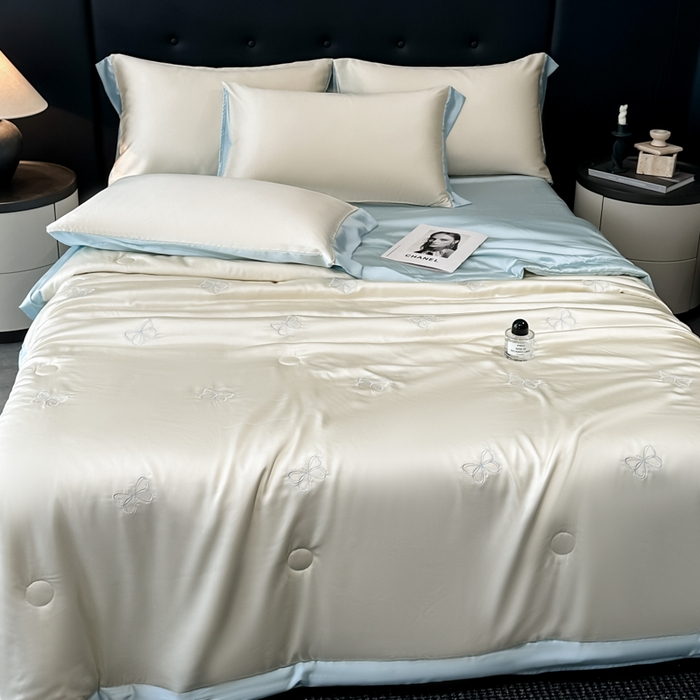 91家纺网 家纺一手货源 找家纺 满羽家纺 2025新款凉感冰丝夏被夏凉被空调被四件套 谜蝶-奶白兰