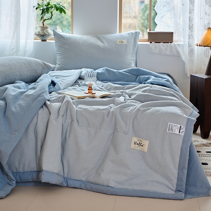 91家纺网 家纺一手货源 找家纺 恋人优选 2025新款纯棉色织水洗夏被 流年雾蓝