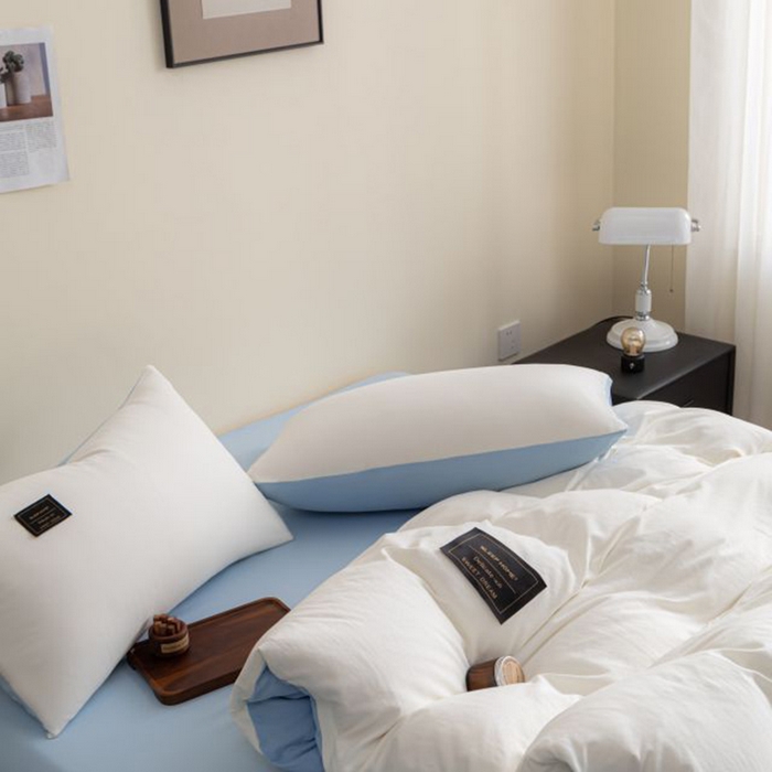 91家纺网 家纺一手货源 找家纺 恋之语 2025新款90克纯色双拼单被套 珍珠白+浅兰