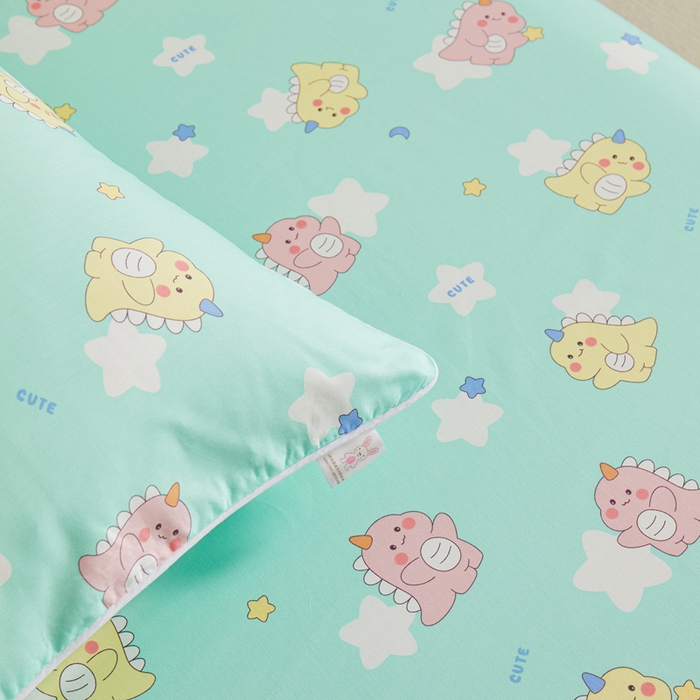 91家纺网 家纺一手货源 找家纺 ds生活馆 2025新款儿童纯棉精梳棉系列单床笠 星星恐龙绿