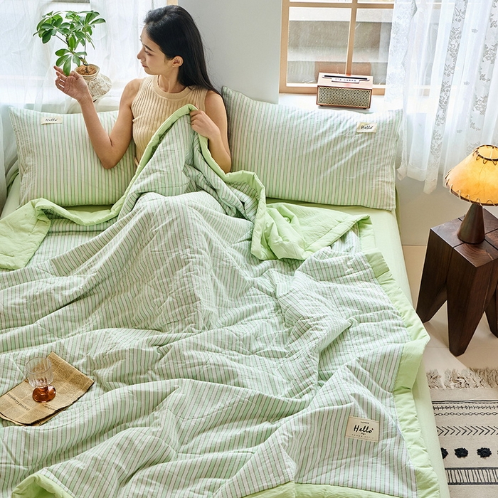 91家纺网 家纺一手货源 找家纺 恋人优选 2025新款纯棉色织水洗夏被 简约条纹-果绿