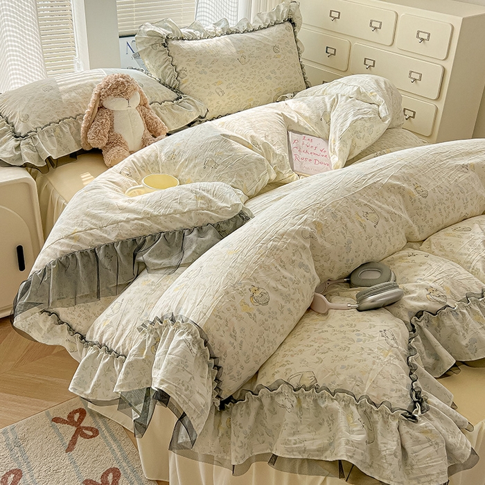 91家纺网 家纺一手货源 找家纺 眠帛家居 2025新款A类法式皱皱纱小清新蕾丝花边四件套 温馨