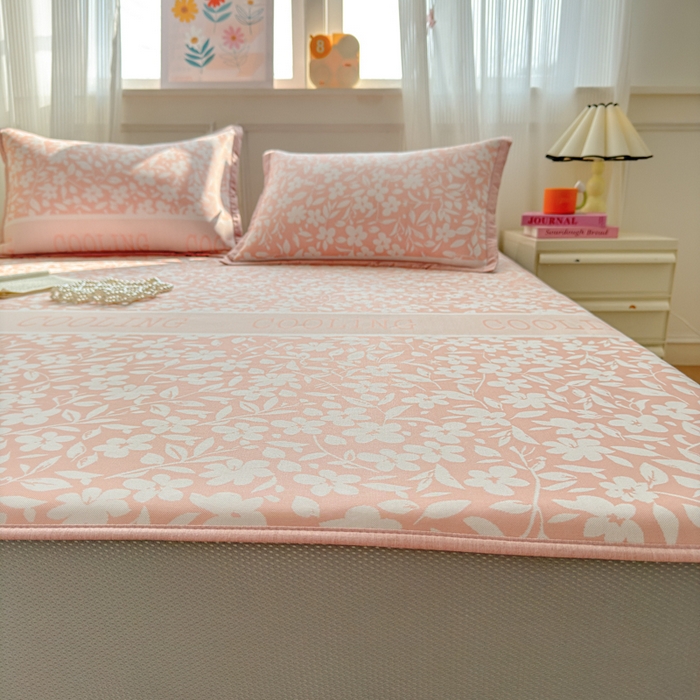 91家纺网 家纺一手货源 找家纺 花漾家居 2025新款A类色织提花PE凉感丝凉席三件套床单床笠款 床笠款-蔷薇粉