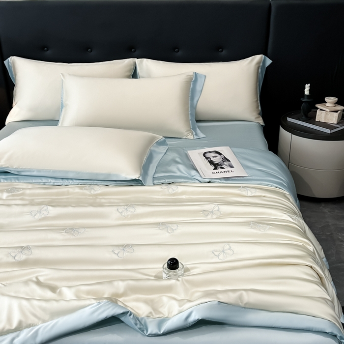 91家纺网 家纺一手货源 找家纺 满羽家纺 2025新款凉感冰丝夏被夏凉被空调被四件套 谜蝶-奶白兰