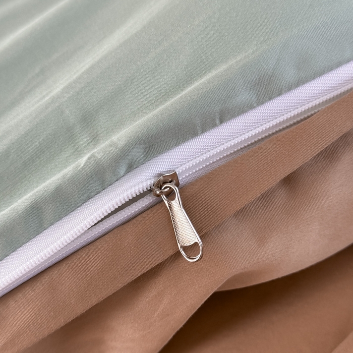 91家纺网 家纺一手货源 找家纺 艾迪尚家纺 2025新款A类纯色双拼长绒棉纯棉刺绣系列单品被套 被套单件（有单品 可定制） 绿沁杏语