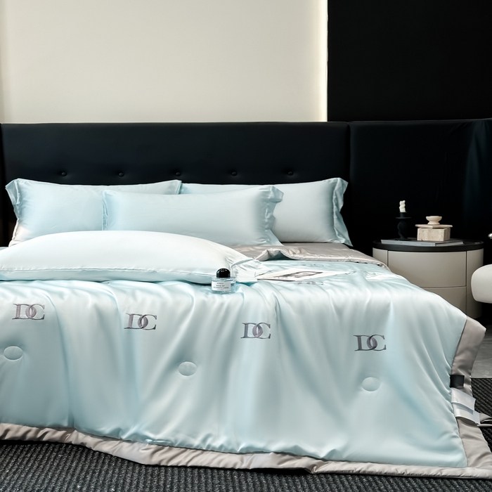 91家纺网 家纺一手货源 找家纺 满羽家纺 2025新款凉感冰丝夏被夏凉被空调被四件套 DC-兰灰