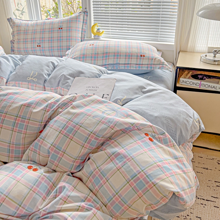 91家纺网 家纺一手货源 找家纺 暖芯优选 2025新款全棉纯棉一字绣四件套系列 樱桃派