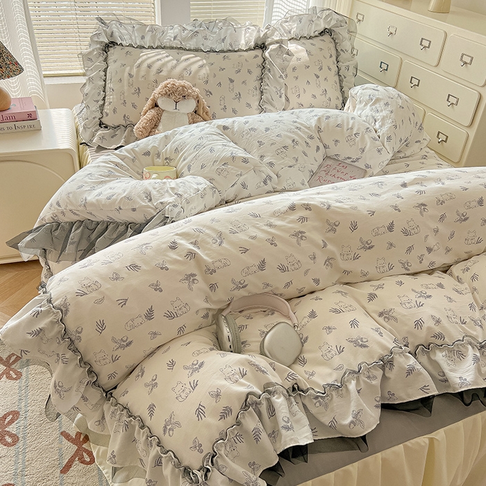 91家纺网 家纺一手货源 找家纺 眠帛家居 2025新款A类法式皱皱纱小清新蕾丝花边四件套 阿狸