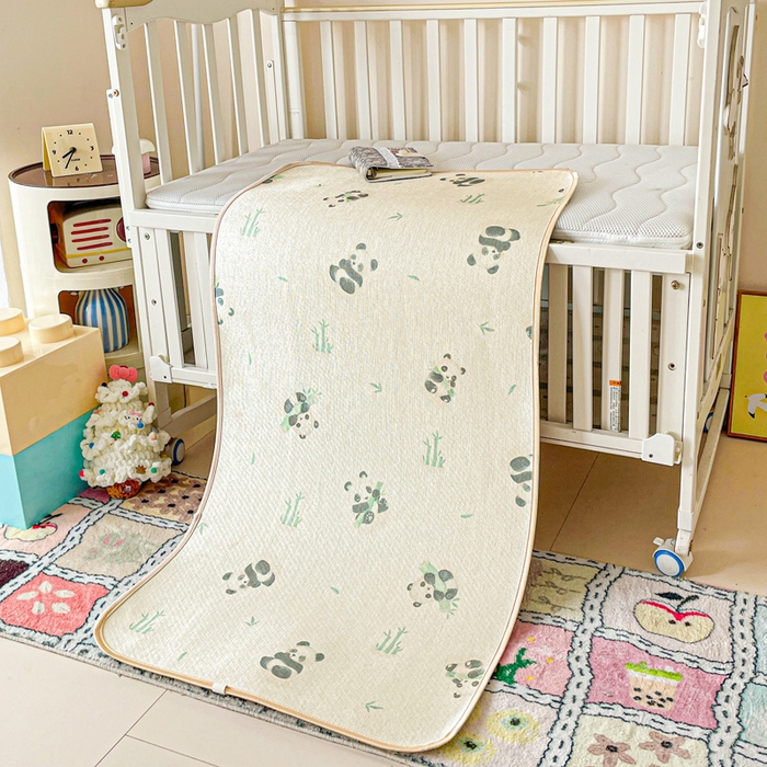 91家纺网 家纺一手货源 找家纺 富馨莱 2025新款幼儿园古藤席冰丝席双面可用儿童凉席双面凉感 竹子熊猫