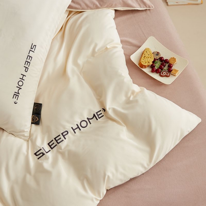 91家纺网 家纺一手货源 找家纺 恋之语 2025新款110克麻绳双拼刺绣单被套 米黄+浅咖