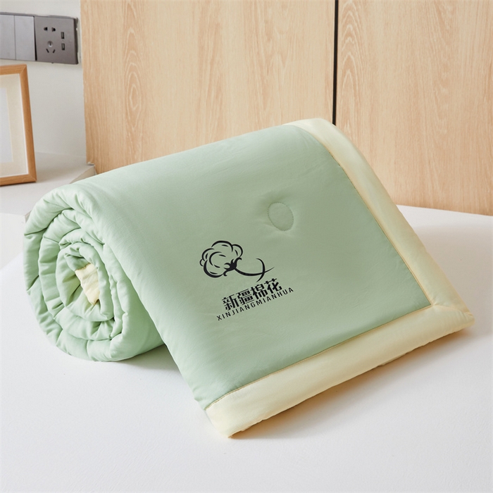 91家纺网 家纺一手货源 找家纺 爱屋及屋 2025新款纯色撞色100%棉花填充夏被夏凉被空调被夏季可机洗薄被子被芯 米黄+果绿