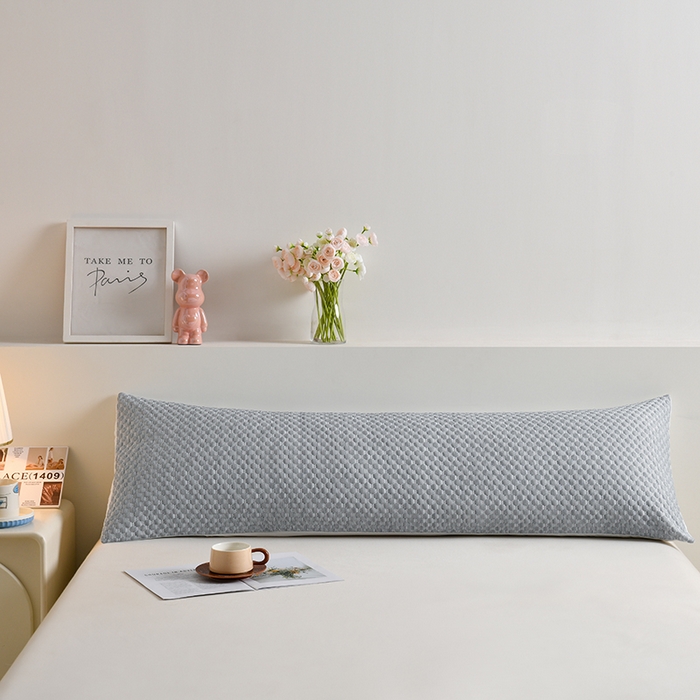 91家纺网 家纺一手货源 找家纺 艾兜坊 2025新款凉豆豆双人枕套 极简-灰