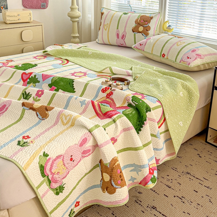 91家纺网 家纺一手货源 找家纺 羽爱家纺 2025全棉13372新疆棉花床盖三件套熊兔子