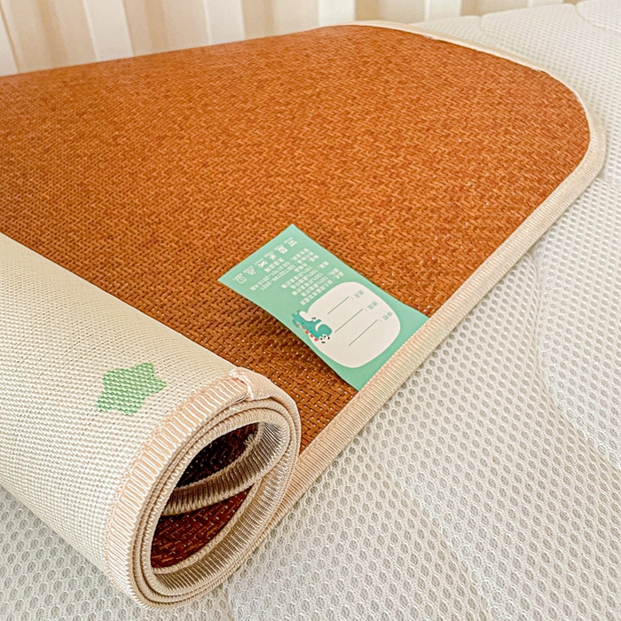 91家纺网 家纺一手货源 找家纺 富馨莱 2025新款幼儿园古藤席冰丝席双面可用儿童凉席双面凉感 萌萌巴拉