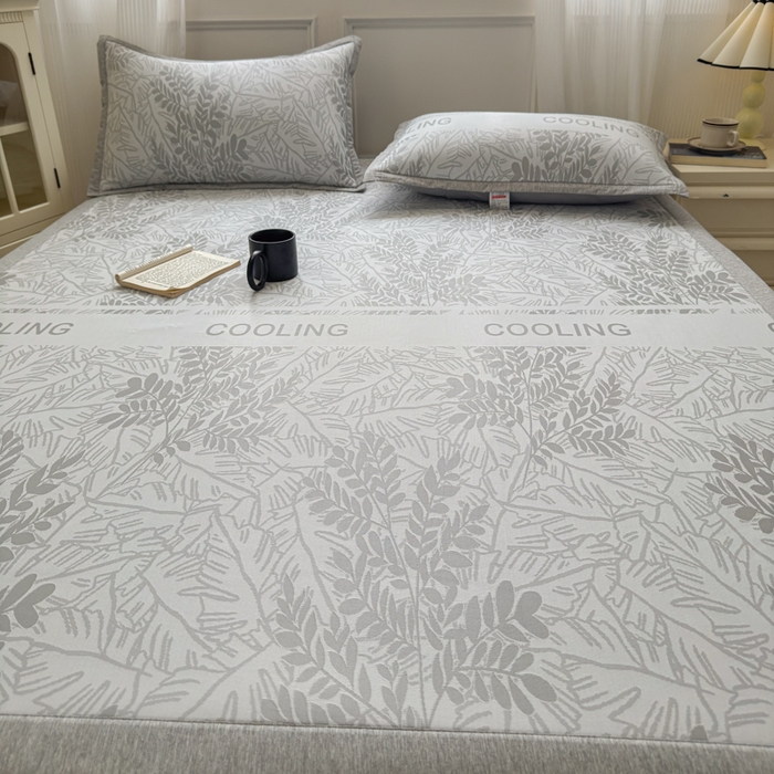 91家纺网 家纺一手货源 找家纺 花漾家居 2025新款A类色织提花PE凉感丝凉席三件套床单床笠款 床单款-含羞灰