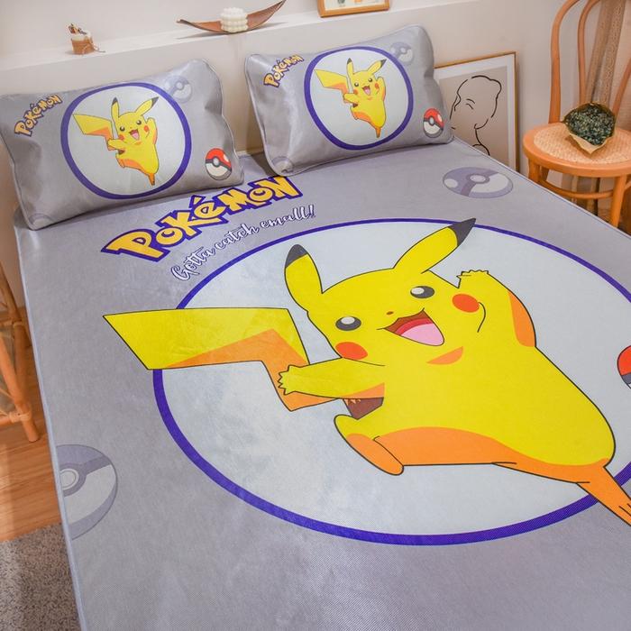 91家纺网 家纺一手货源 找家纺 ds生活馆 2025新款大版卡通牛奶丝凉席宝可梦