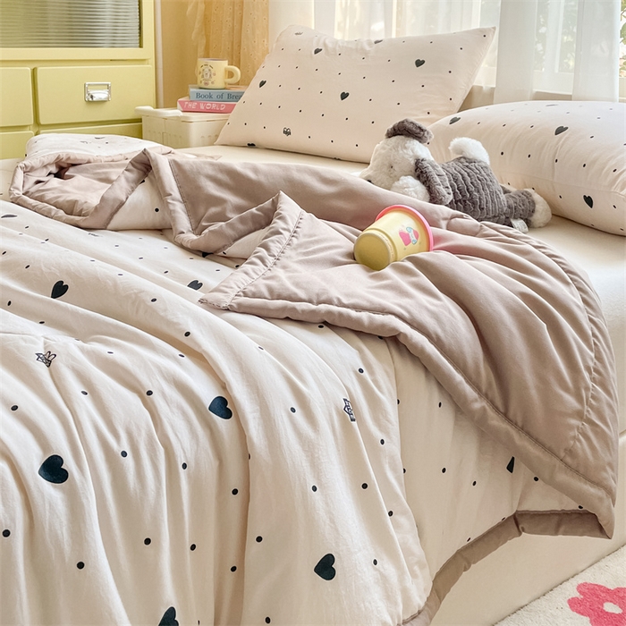 91家纺网 家纺一手货源 找家纺 美澳家纺 2025新款水洗棉印花夏被夏凉被空调被 心恋