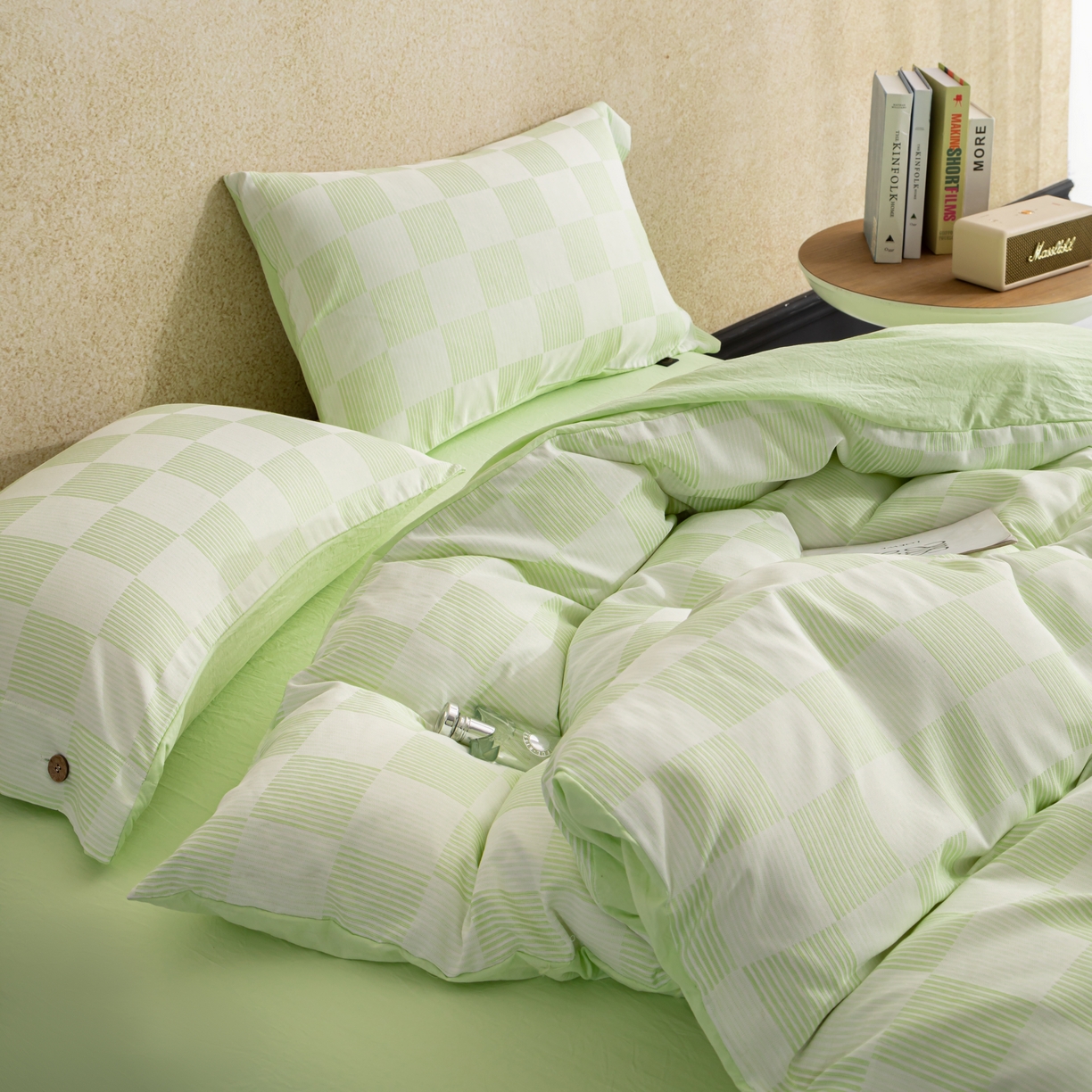 91家纺网 家纺一手货源 找家纺 恋之语 2025新款亲肤舒适提花纽扣款四件套 格律时尚-浅绿