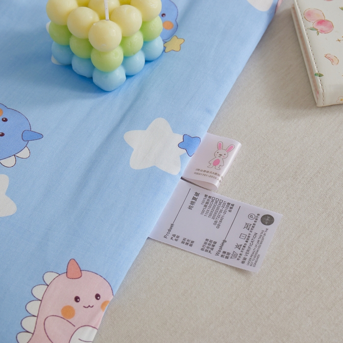 91家纺网 家纺一手货源 找家纺 ds生活馆 2025新款儿童学生纯棉精梳棉系列单夏被 星星恐龙蓝