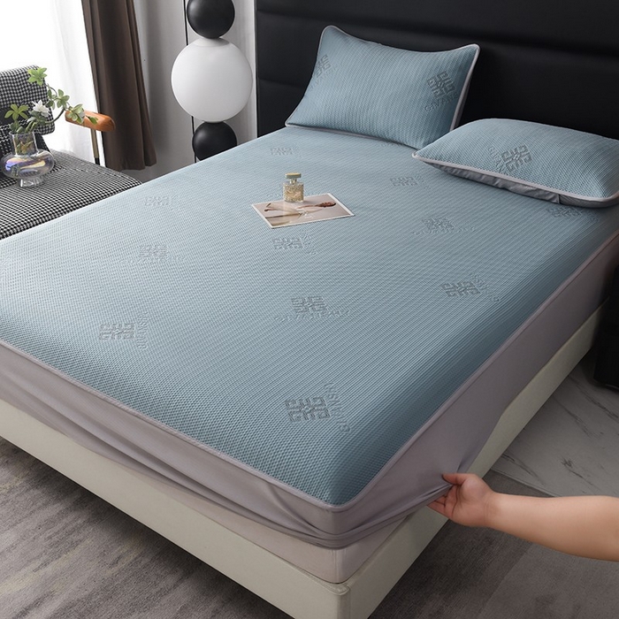 91家纺网 家纺一手货源 找家纺 绒多多 2025新款A类凉感冰豆豆席子凉席床笠款 雾霾蓝