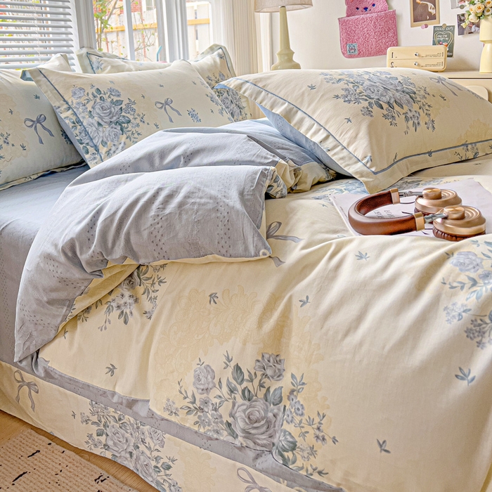 91家纺网 家纺一手货源 找家纺 暖芯优选 2025新款全棉纯棉一字绣四件套系列 花影轻颜