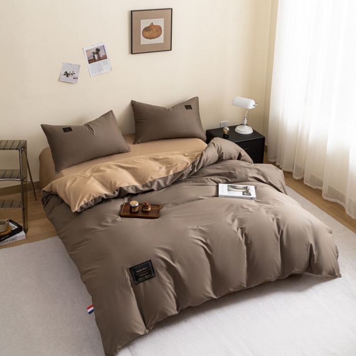 91家纺网 家纺一手货源 找家纺 恋之语 2025新款90克纯色双拼四件套 咖啡+卡其