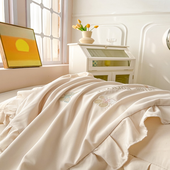 91家纺网 家纺一手货源 找家纺 恋之语 2025新款水洗棉刺绣花边四件套-蝶羽 蝶羽-米白