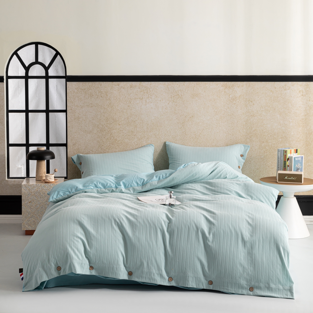 91家纺网 家纺一手货源 找家纺 恋之语 2025新款亲肤舒适提花纽扣款四件套 赛琳娜-天蓝